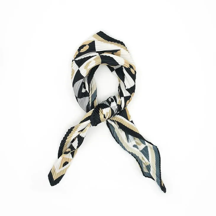 Zkontrolujte zkroucenou šátek S031