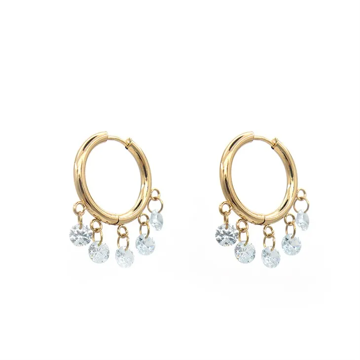 Zlaté elegantní náušnice