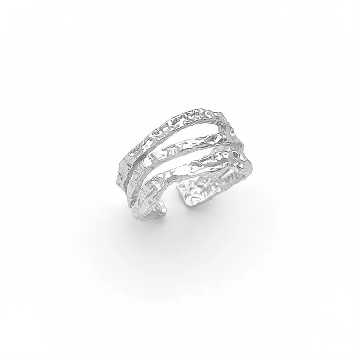 Stříbrný trojitý prsten